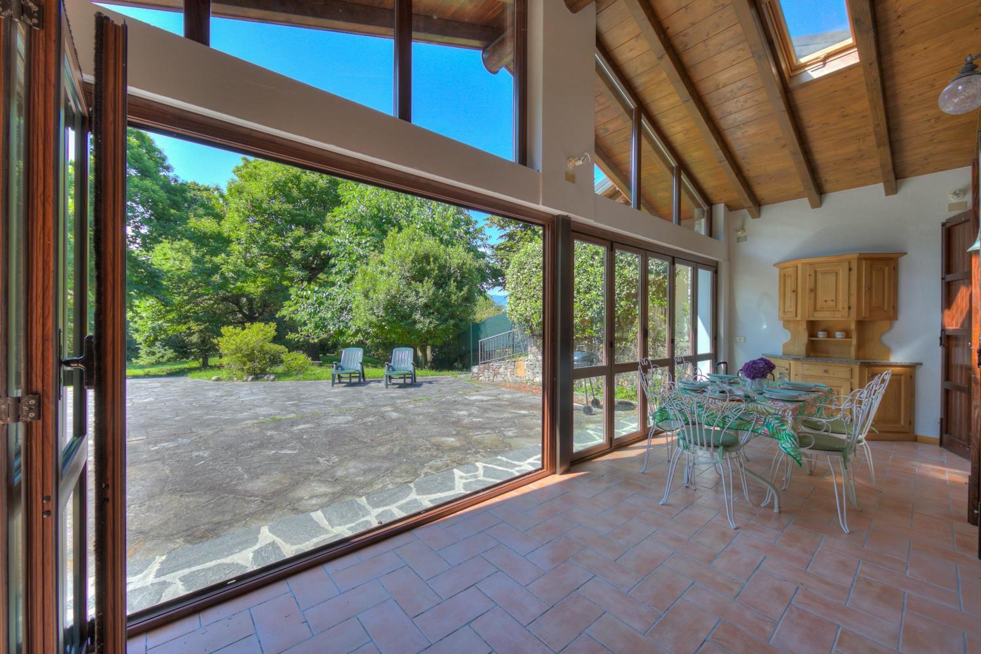 Villa Il Castagno Few Min From Beach - Happy Rentals Castelveccana 外观 照片